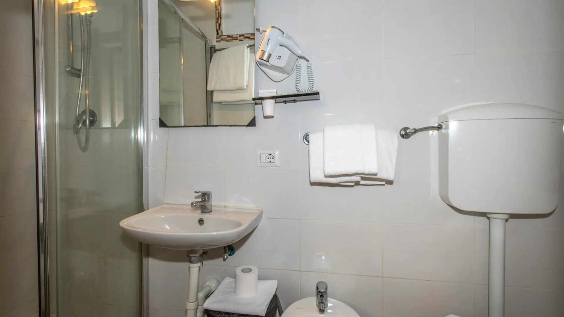 Hotel Piola Milano 2*,