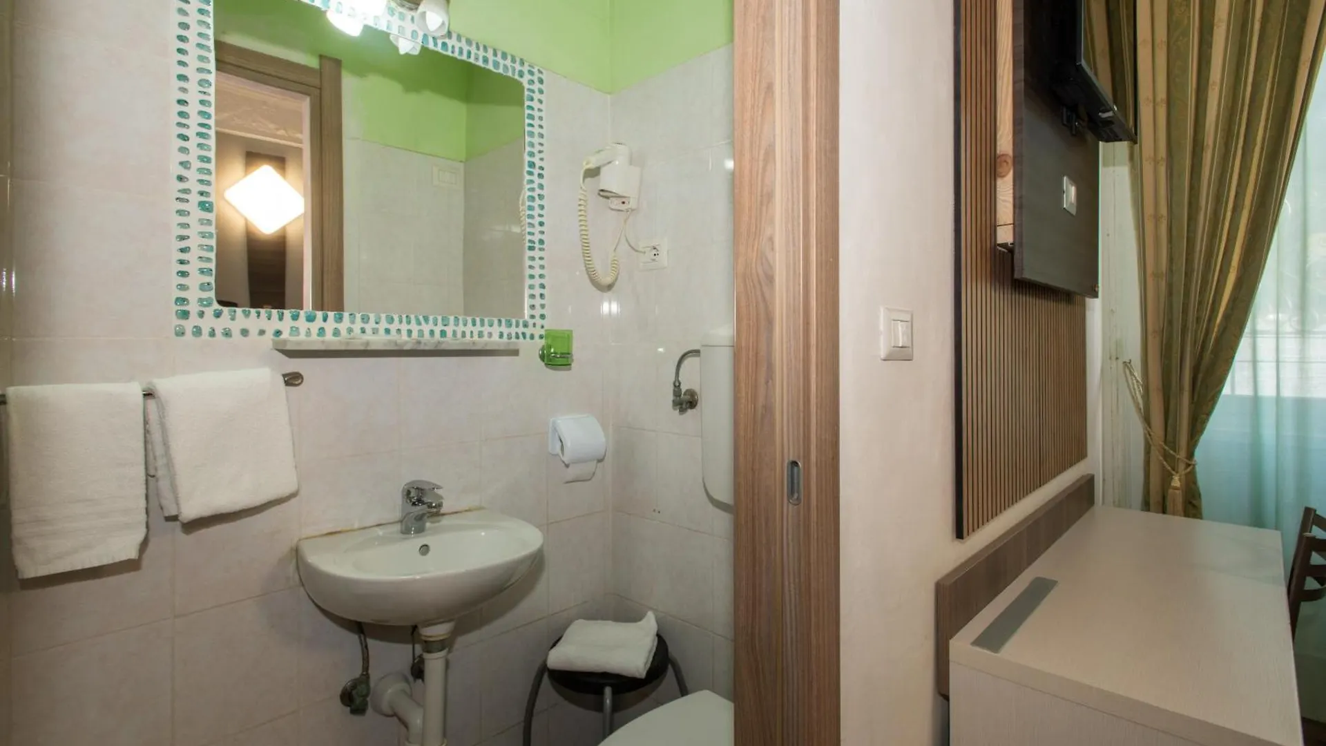 Hotel Piola Milano 2*,