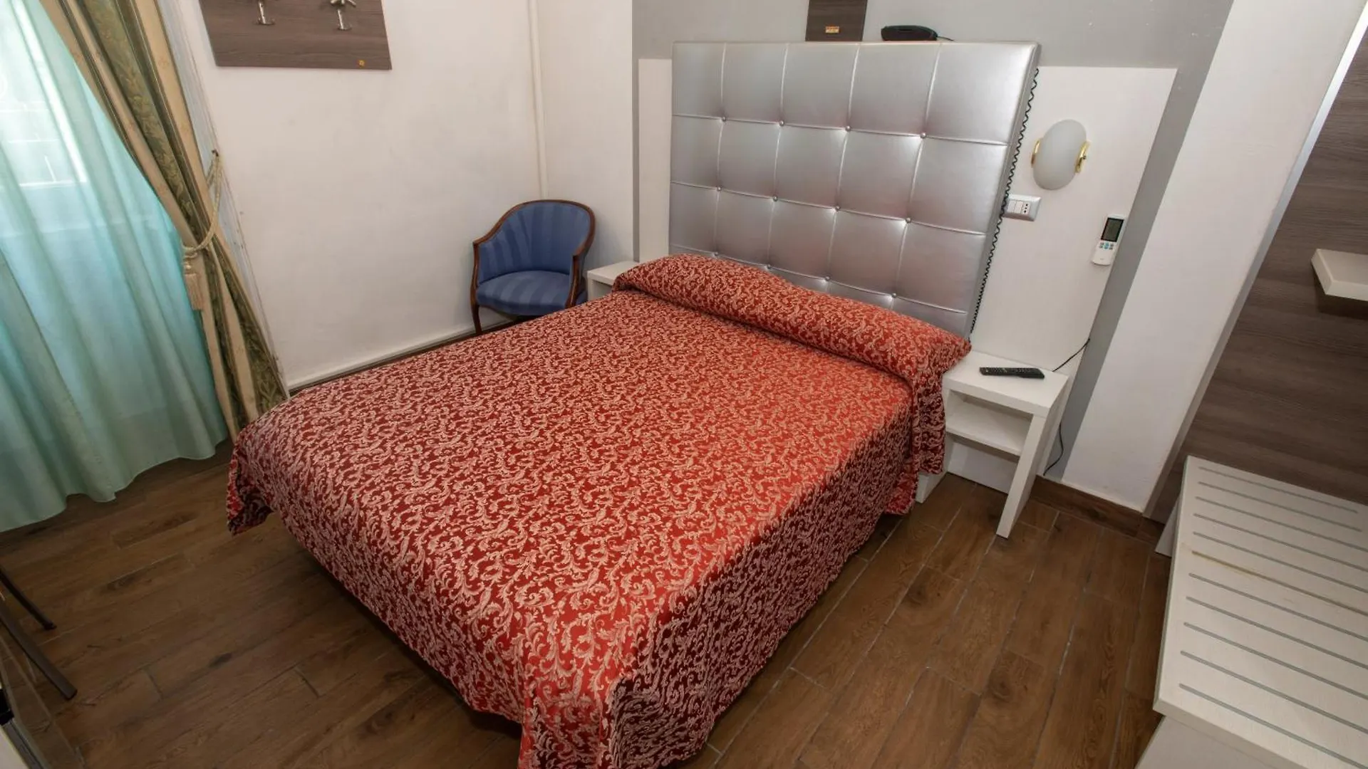 Hotel Piola Milano 2*,